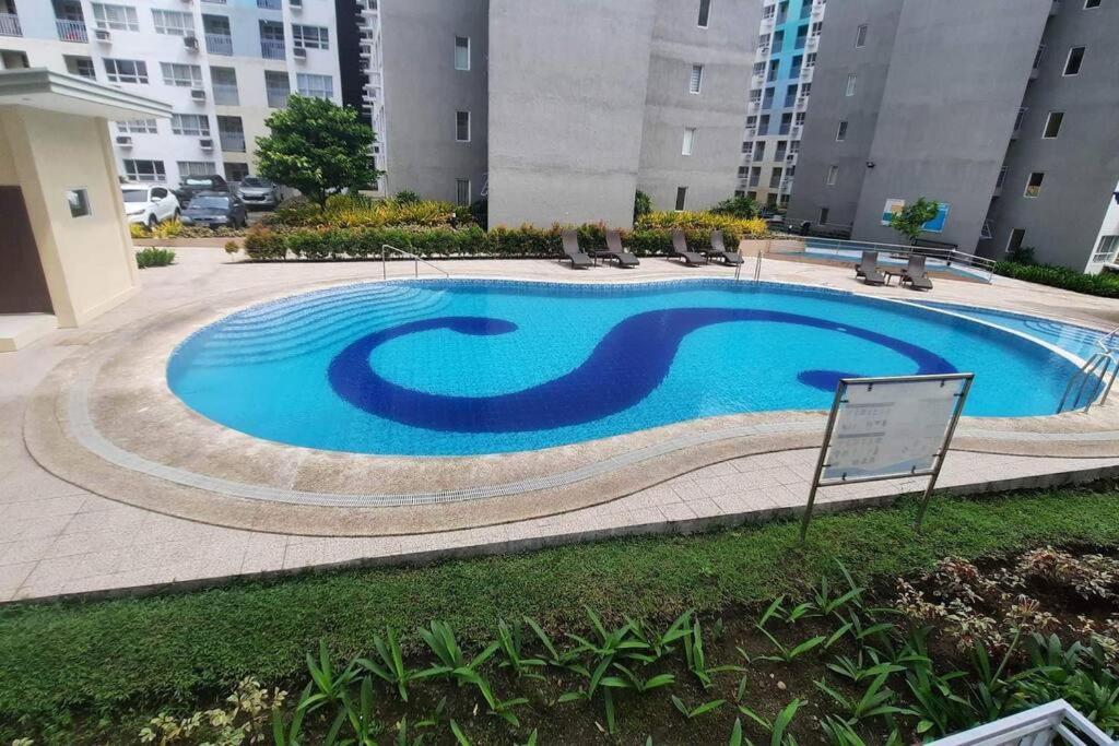Davao City Condo Living Made Easy Lifestyle Екстер'єр фото